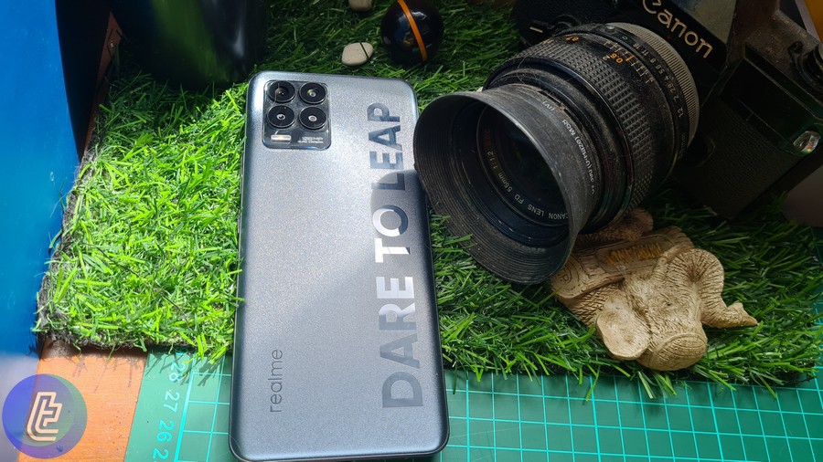 realme 8 pro dslr camera