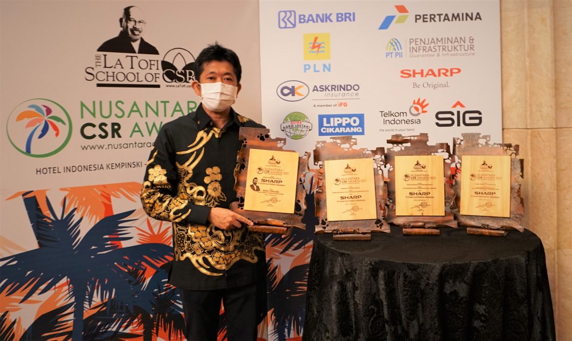sharp-indonesia-sabet-penghargaan-di-ajang-nusantara-csr-award-2021